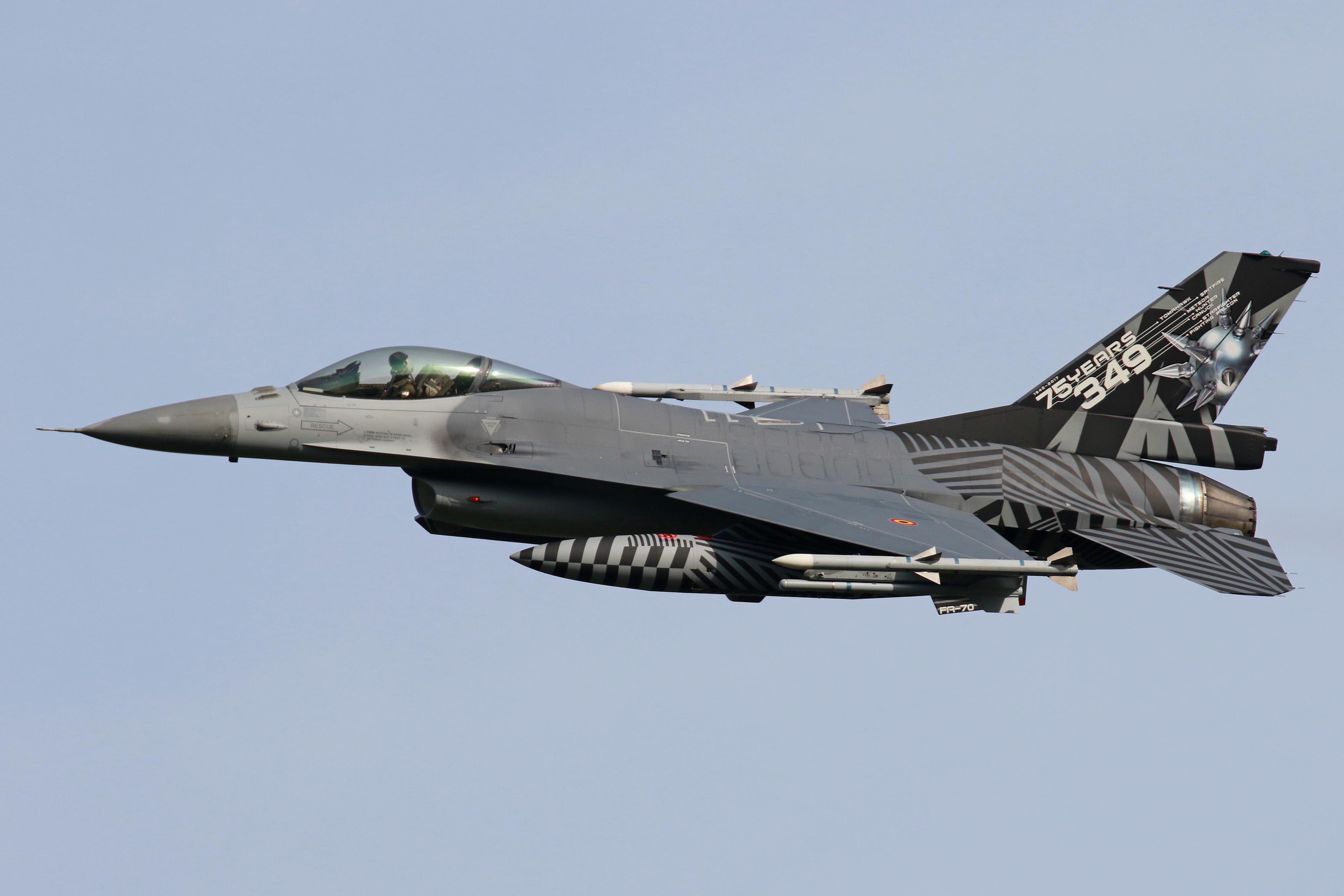 F-16AM FA-70